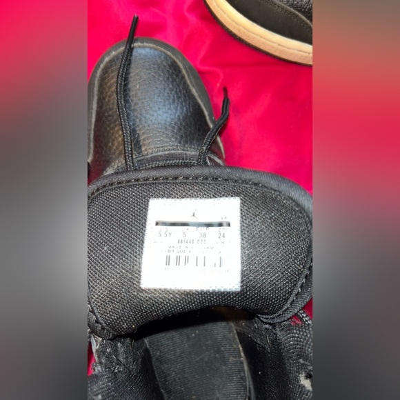 Jordans - Picture 4 of 7